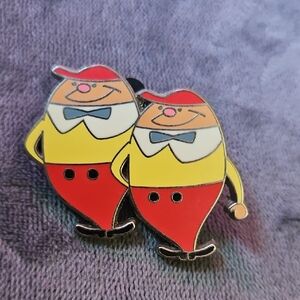 Disney Alice In Wonderland Mary Blair Stylized Tweedle Dee Dum Pin
